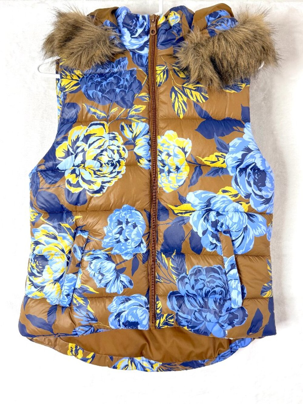 OFFLINE By Aerie Floral Outdoor Boho Hooded Faux Fur Trim Quilted Puffer Vest S
